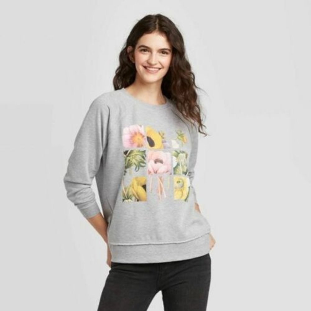 NWOT✨Floral Graphic Sweatshirt